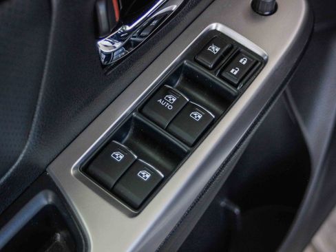 Used 2016 Subaru Crosstrek 2.0i Limited image 25