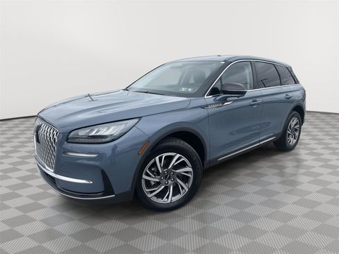 Used 2023 Lincoln Corsair AWD w/ Equipment Group 101A image 3