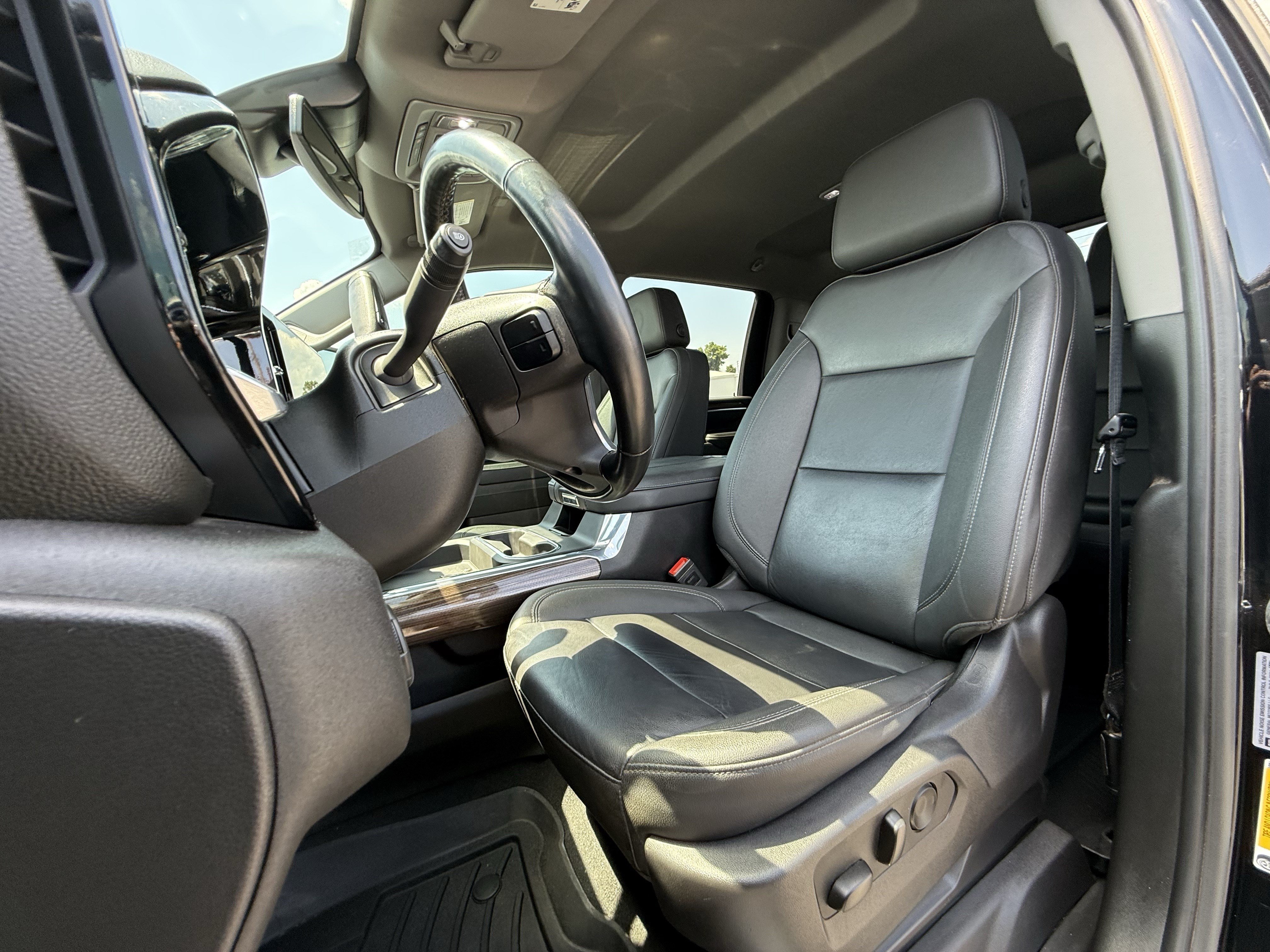 Used 2025 Chevrolet Silverado 2500 LT w/ Trail Boss Package AWD/4WD image 16