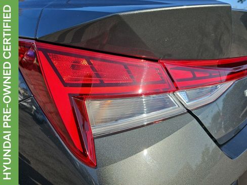 Certified 2025 Hyundai Elantra SEL w/ Cargo Package image 37