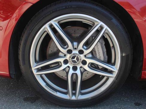 Used 2019 Mercedes-Benz E 300 image 31
