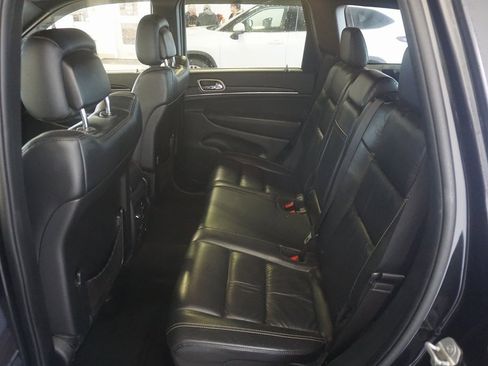 Used 2015 Jeep Grand Cherokee Limited w/ Trailer Tow Group IV image 21