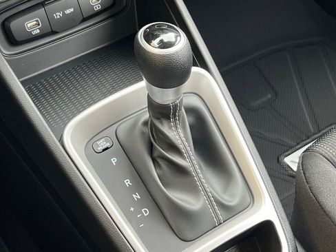 New 2026 Hyundai Venue SE image 19