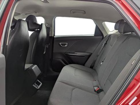 Used 2025 Kia K4 FWD image 17