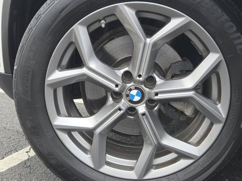 Used 2023 BMW X3 xDrive30i w/ Convenience Package image 11