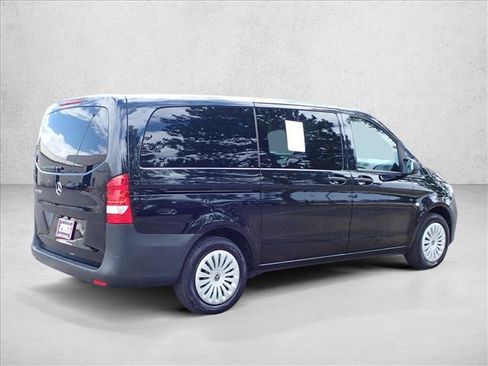 Used 2023 Mercedes-Benz Metris Passenger image 4