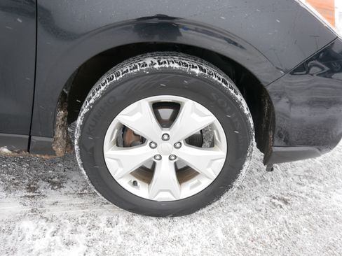 Used 2014 Subaru Forester 2.5i Premium image 5