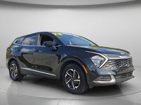 Used 2023 Kia Sportage LX FWD image 9