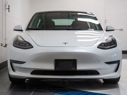 Used 2022 Tesla Model 3 Long Range AWD/4WD image 28