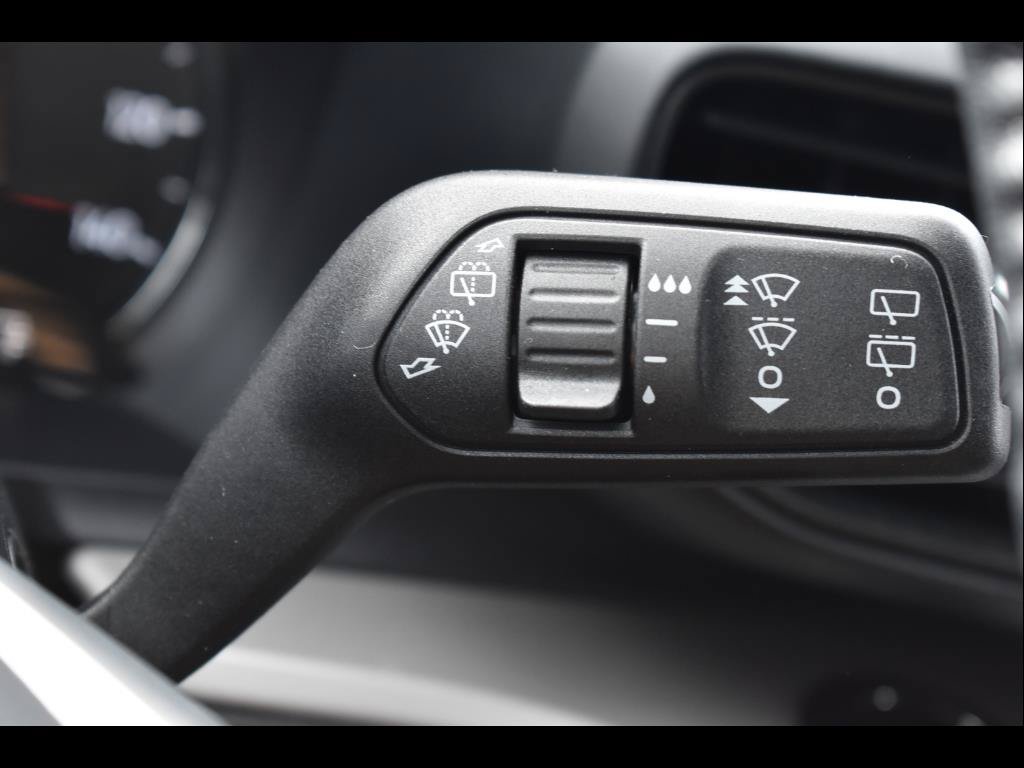 Used 2023 Ford Explorer XLT RWD image 26