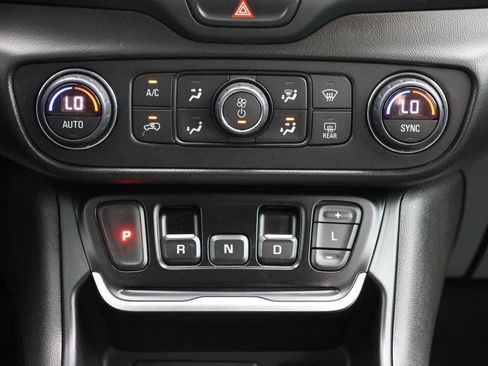 Used 2020 GMC Terrain Denali w/ Denali Premium Package image 20