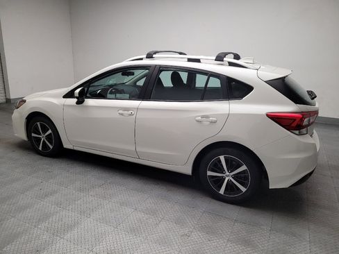 Used 2019 Subaru Impreza 2.0i Premium AWD/4WD image 3