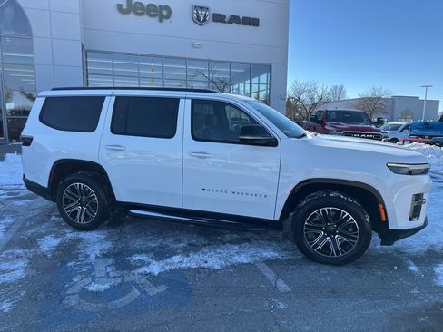 New 2026 Jeep Grand Wagoneer image 33