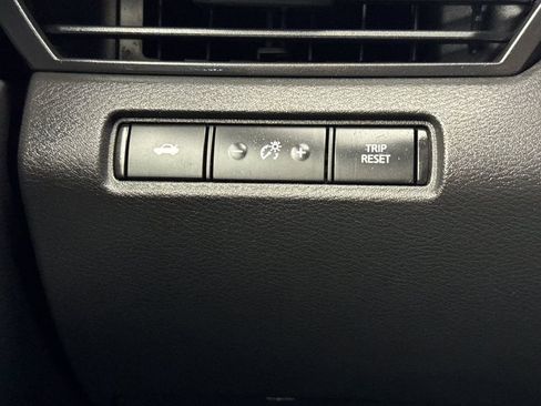 Used 2024 Nissan Altima 2.5 SV image 26