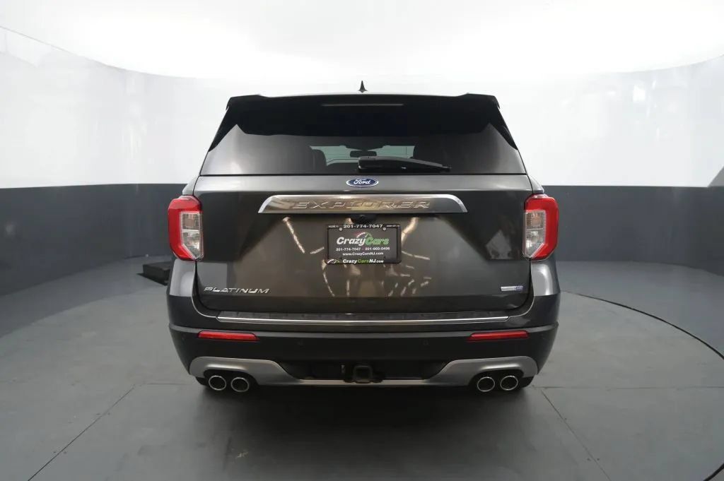 Used 2020 Ford Explorer Platinum w/ Premium Technology Package AWD/4WD image 4