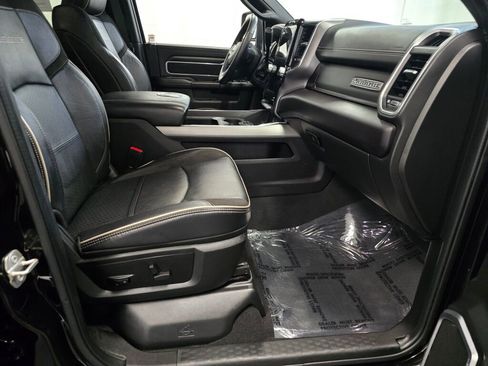 Used 2023 RAM 2500 Laramie w/ Night Edition image 21