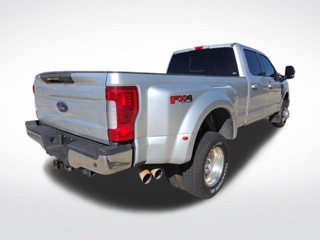 Used 2018 Ford F350 Lariat w/ Lariat Ultimate Package AWD/4WD image 8