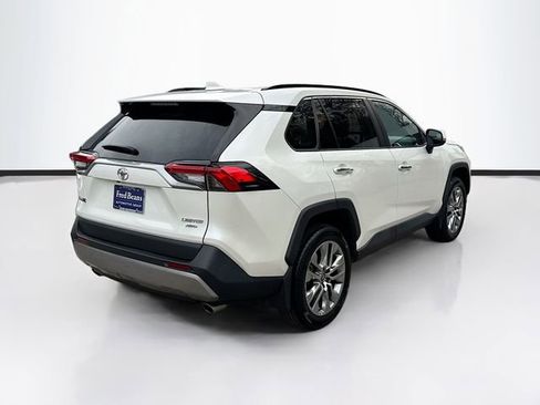 Used 2022 Toyota RAV4 Limited image 8