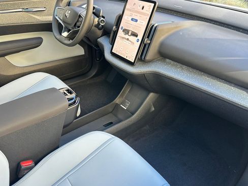 New 2026 Volvo EX30 Ultra image 16