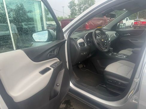 Used 2020 Chevrolet Equinox LT AWD/4WD image 22