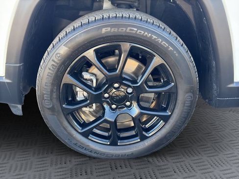 Used 2023 Jeep Compass Altitude w/ Convenience Group image 28