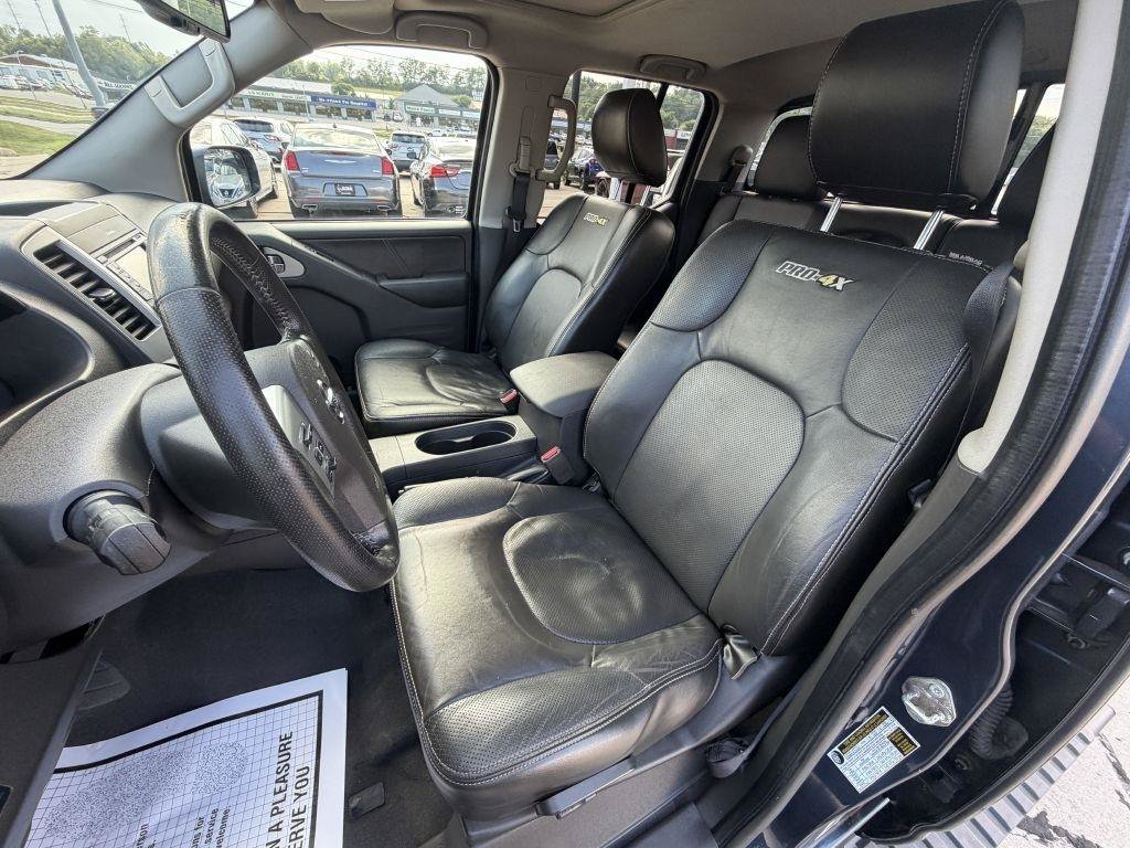 Used 2020 Nissan Frontier PRO-4X w/ Pro-4x Utility Package AWD/4WD image 10