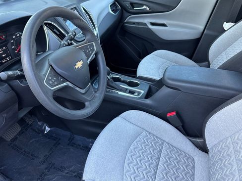 Used 2023 Chevrolet Equinox LS image 11