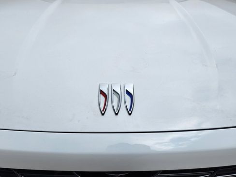 New 2026 Buick Enclave Preferred w/ Power Package image 10