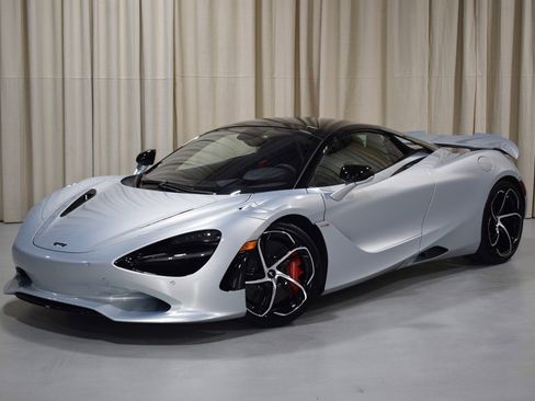 New 2025 McLaren 750S Spider image 1