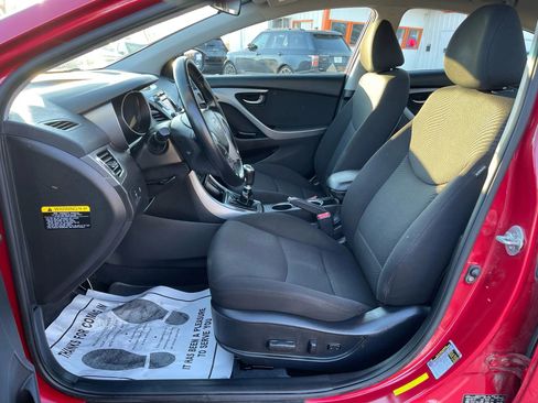 Used 2016 Hyundai Elantra Sport image 16