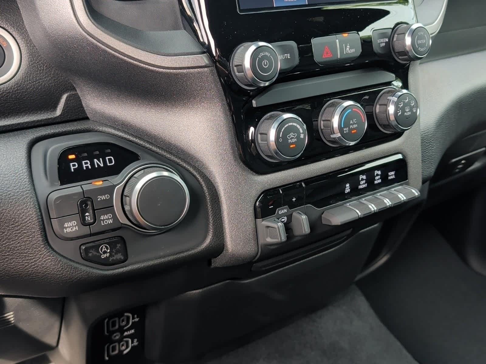 Used 2026 RAM 1500 Tradesman AWD/4WD image 22