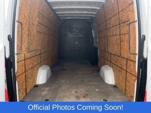 Used 2021 Mercedes-Benz Sprinter 2500 image 5
