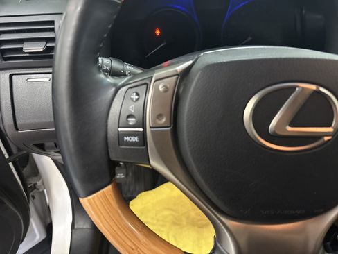 Used 2015 Lexus RX 450h AWD image 18