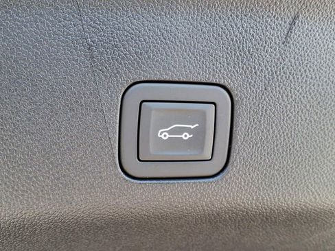 New 2026 GMC Yukon Denali w/ Sun & Power Step Package AWD/4WD image 15