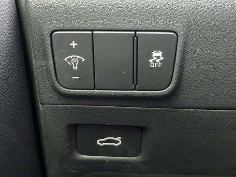 Certified 2026 Kia K5 GT-Line FWD image 32