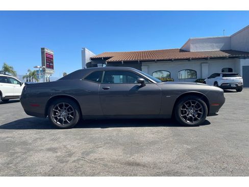 Used 2018 Dodge Challenger GT w/ GT Interior Package image 7