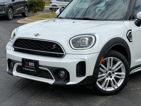 Used 2024 MINI Cooper Countryman S FWD image 2