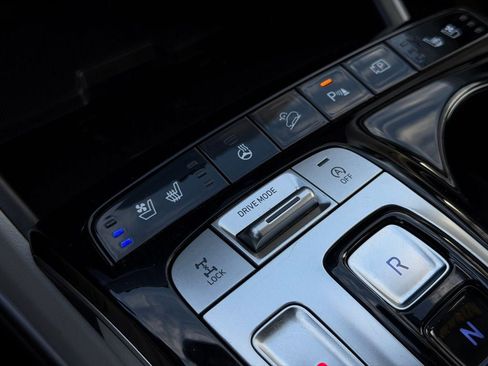 Used 2024 Hyundai Tucson Limited image 39