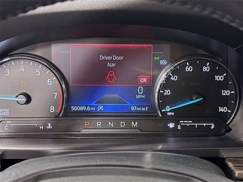 Used 2020 Ford Explorer Limited image 12