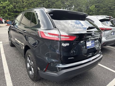 Used 2022 Ford Edge SEL w/ Sport Appearance Package AWD/4WD image 14