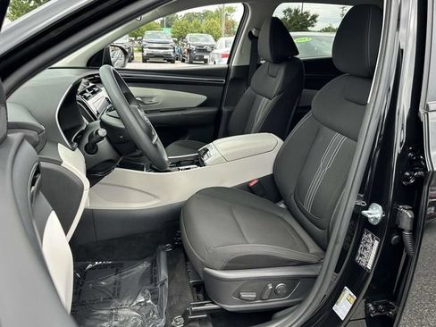Used 2024 Hyundai Tucson SEL FWD image 16