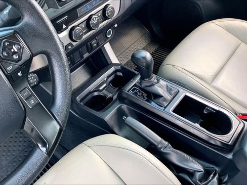 Used 2023 Toyota Tacoma SR AWD/4WD image 16