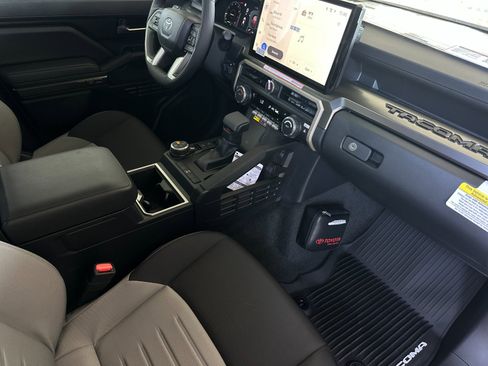 New 2025 Toyota Tacoma TRD Off-Road image 14