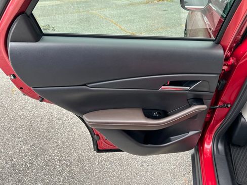 Used 2023 MAZDA CX-30 AWD 2.5 S w/ Premium Package image 26