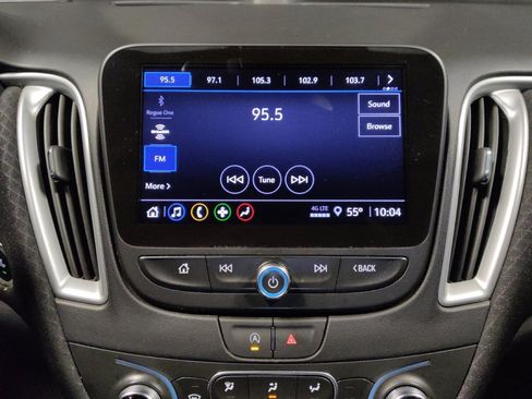 Used 2023 Chevrolet Malibu LT image 25