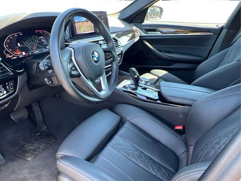 Used 2023 BMW 530i xDrive w/ Convenience Package AWD/4WD image 16