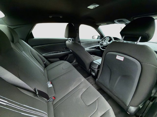 Certified 2026 Hyundai Elantra Sport FWD image 25