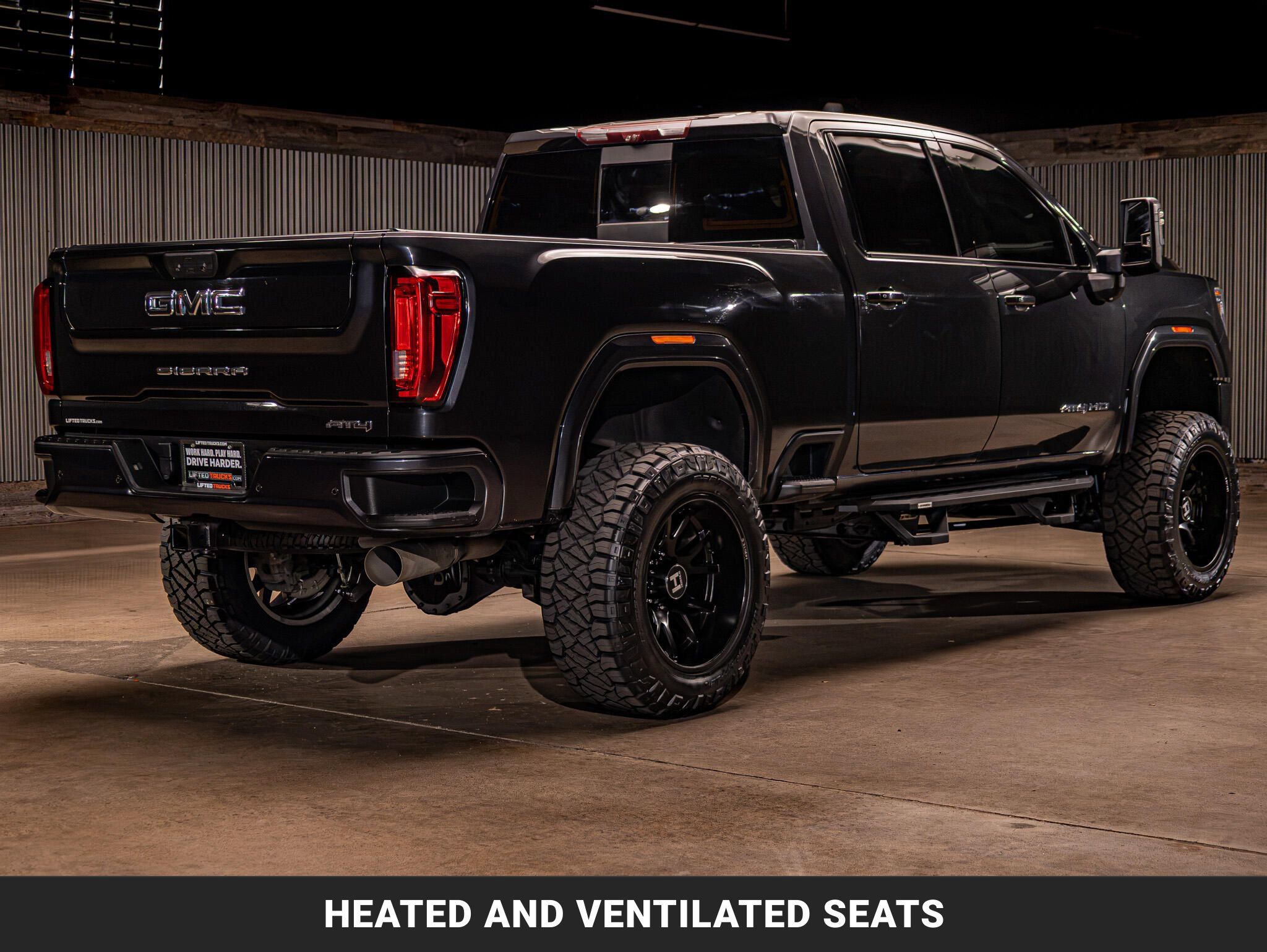 Used 2020 GMC Sierra 3500 AT4 w/ AT4 Premium Package AWD/4WD image 9