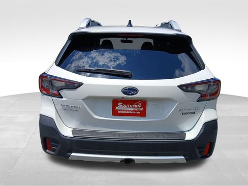 Used 2020 Subaru Outback Touring w/ Popular Package #2 AWD/4WD image 10