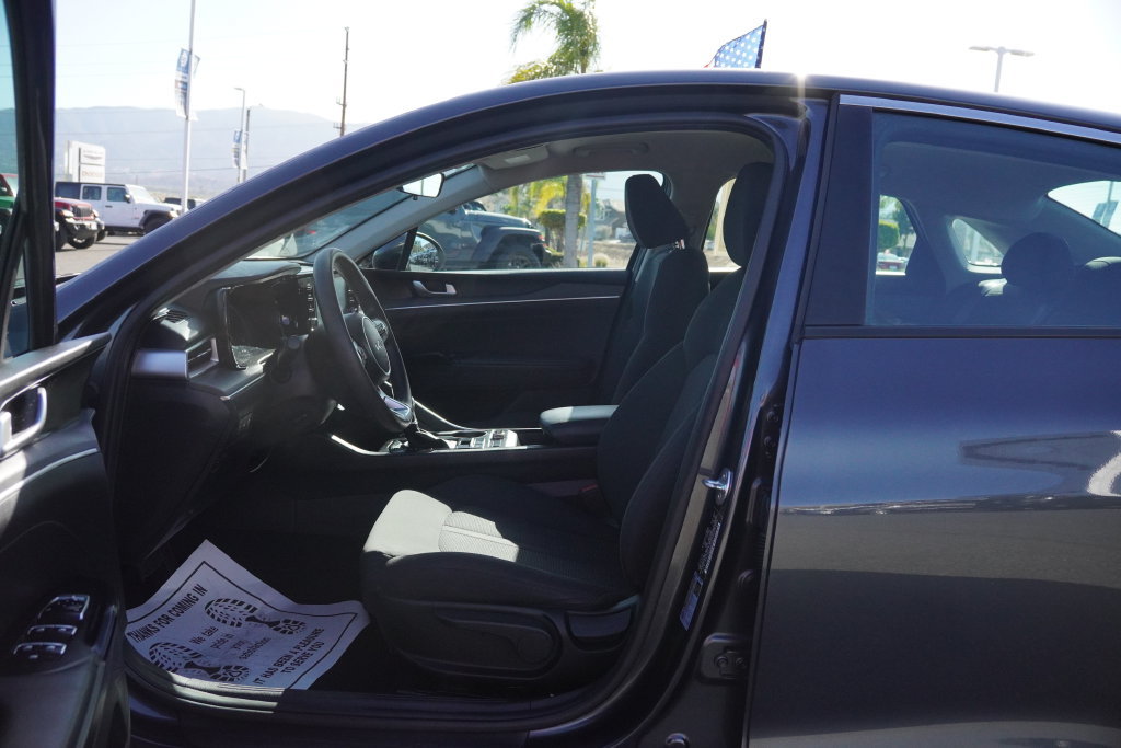 Used 2023 Kia K5 LXS FWD image 33